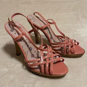 Delicious Women’s Pink Strappy High Heel size 7 Cork Platform